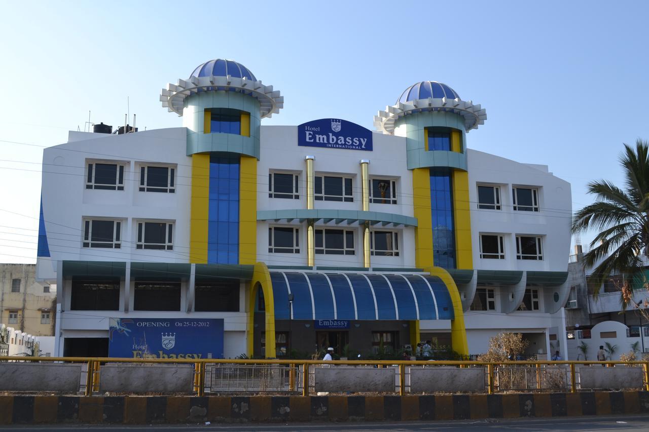 Hotel Embassy International Latur Exterior photo